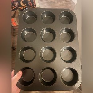 Wilton Ultra Bake Muffin/Cupcake Pan